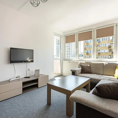 Rondo Onz View By Bookinghost