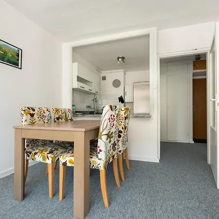 Rondo Onz View By Bookinghost Apartment *